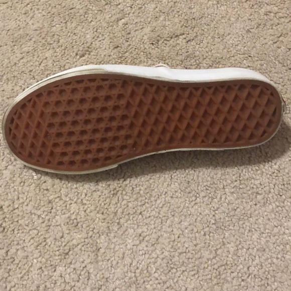 Red vans - Picture 4 of 4